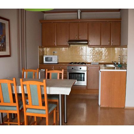 Wolf Apartman101, Wolf Apartman 102 Hotel Sarvar Ngoại thất bức ảnh