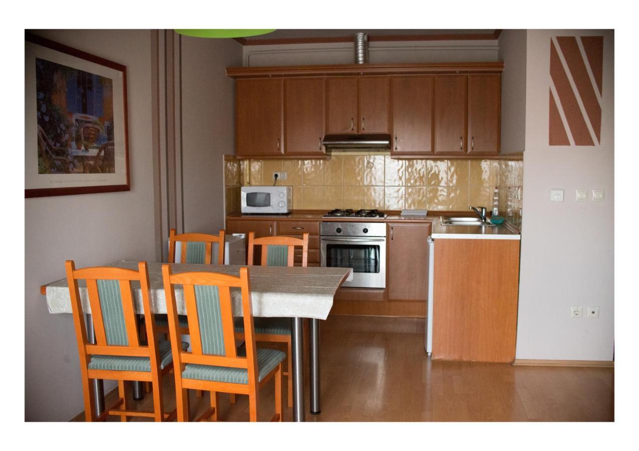Wolf Apartman101, Wolf Apartman 102 Hotel Sarvar Ngoại thất bức ảnh